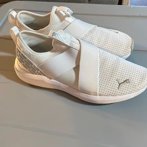 NWOT or box white puma shoes